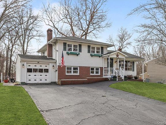 2nd image of 4 Ridgewood Terrace