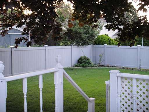4th image of 28 Lenore Ave