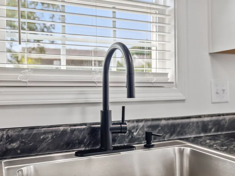 1824 Cottingham Ct — Photo 15