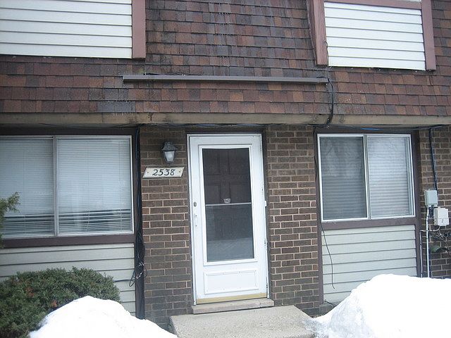 1st image of 2538 Berkshire Ct #2538
