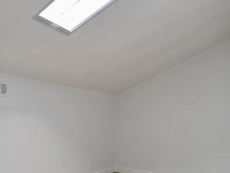 Upstairs bedroom 2