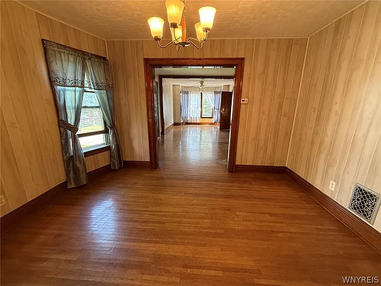 74 Ashton Pl — Photo 18