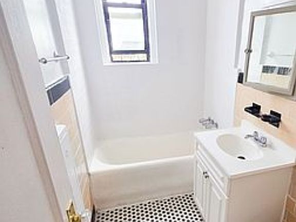 5th image of 25-90 35th St #2E