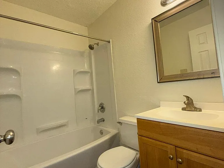 5501 Rose Hill Cir — Photo 15
