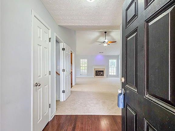 5th image of 2610 Snowcrest Pl