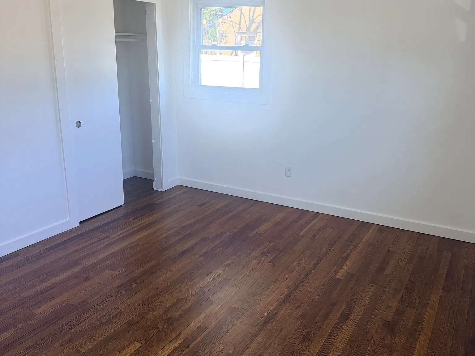 2 bed, 1250 sqft, $3,000 — Photo 3