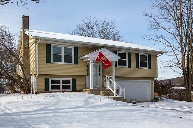 1st image of 179 Lilac Dr