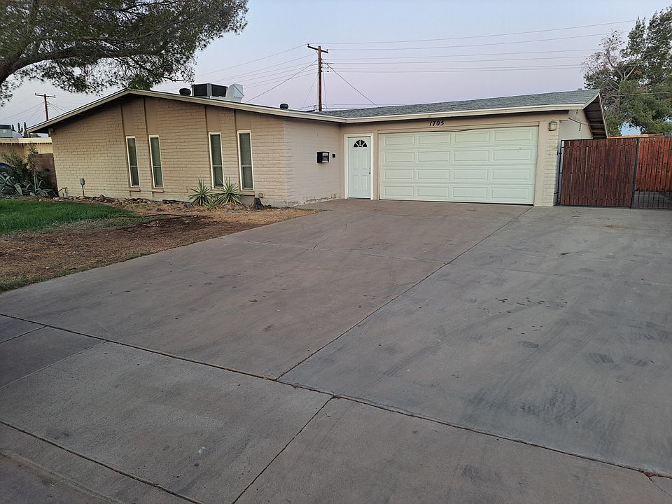 1st image of 1705 N Trevor