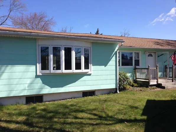 17 N Maplewood Dr, Brick, NJ 08723