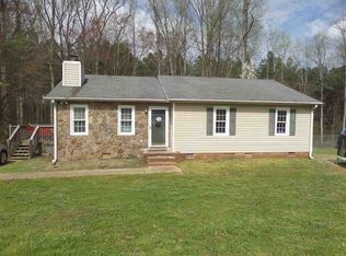 1031 Berry Dr, Boiling Springs, SC 29316