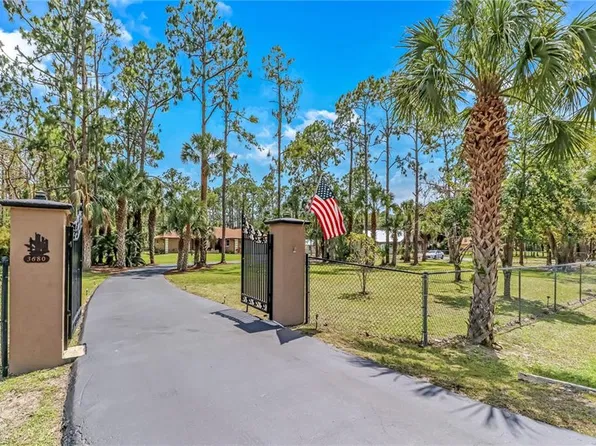 3680 19th Ave SW, Naples, FL 34117