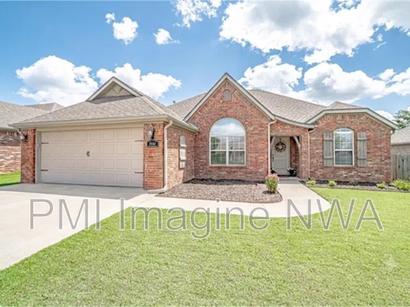 3101 SW Gumleaf Rd, Bentonville, AR 72713