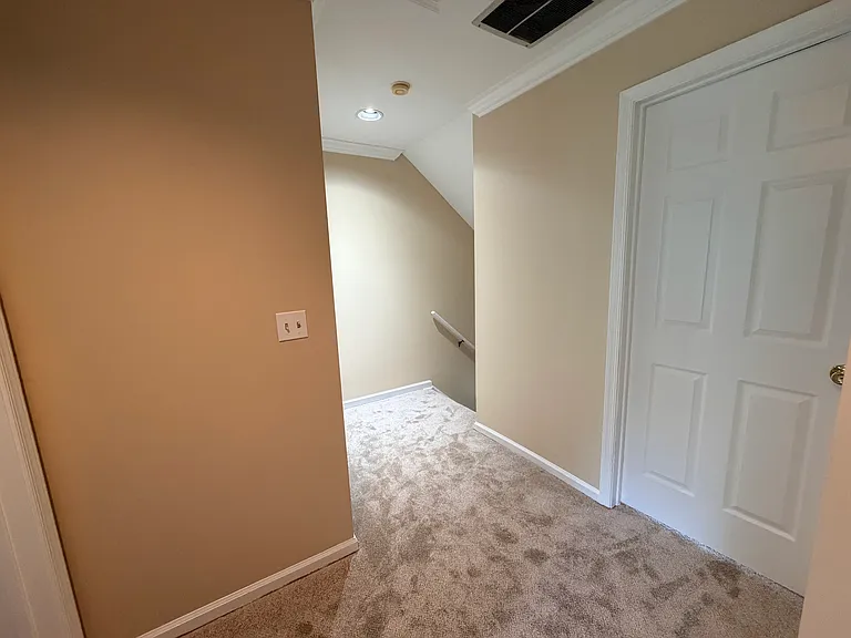 2760 Red Oak Cir #C5 — Photo 18