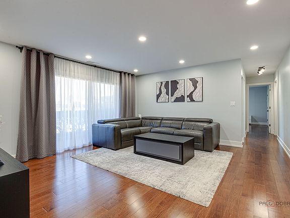 5th image of 615 Tralee Ct APT 1C