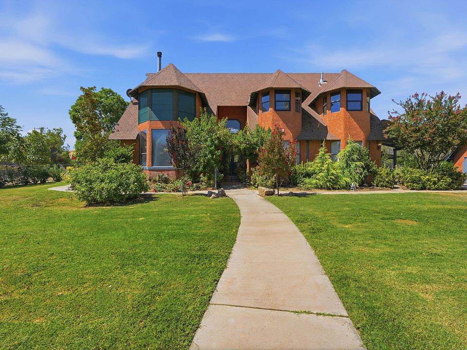 1st image of 31061 Palm Drive