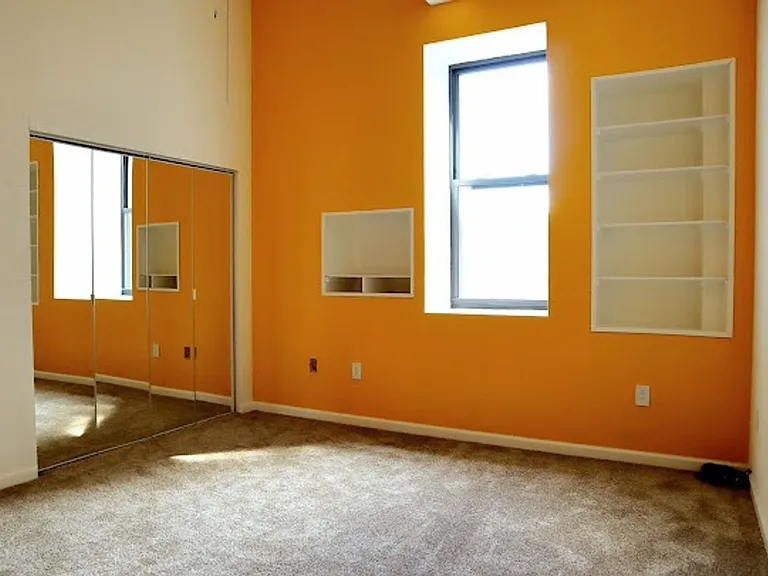 335 N Superior St #5 — Photo 16