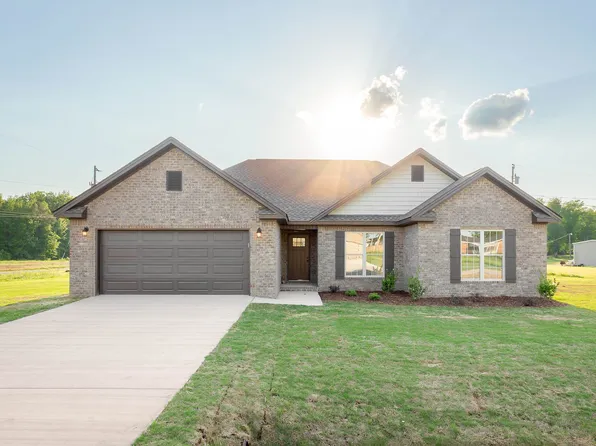 132 Bunnell Ave, Muscle Shoals, AL 35661