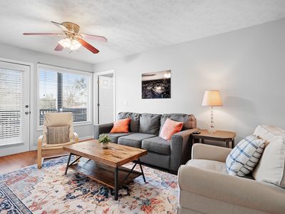 1114 S College St APT 2-104, Auburn, AL, 36832