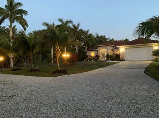 6199 Hodges Dr, Bokeelia, FL 33922