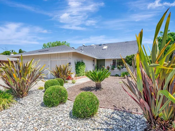515 Compass Cir, Redwood City, CA 94065