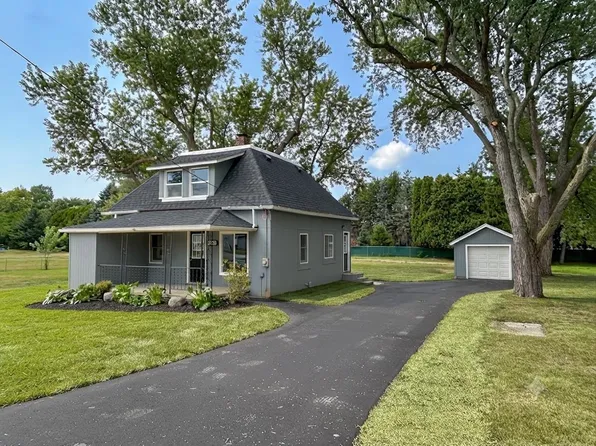 9133 Perry Rd, Atlas, MI 48411