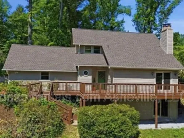 207 Wood Dale Dr, Hendersonville, NC 28791
