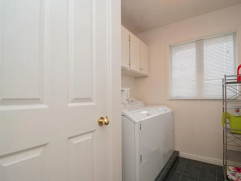6187 S 45 E — Photo 12
