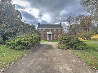 505 Dogwood Dr, Kingsport, TN 37663