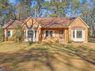 110 Melody Dr, Carrollton, GA 30117
