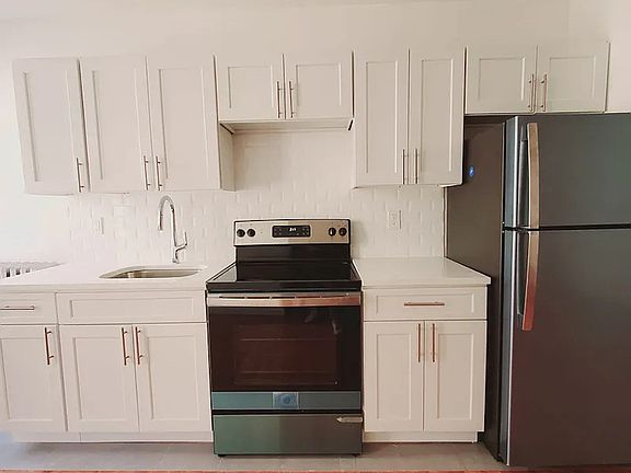 2nd image of 1466 Beach Ave #12C