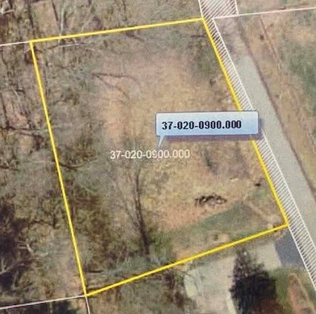 2nd image of 0 Woodlawn Dr
