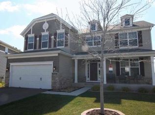 1455 Bethesda Cir, Chanhassen, MN 55317