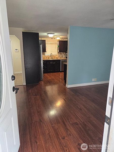 5th image of 141 Oyler Road