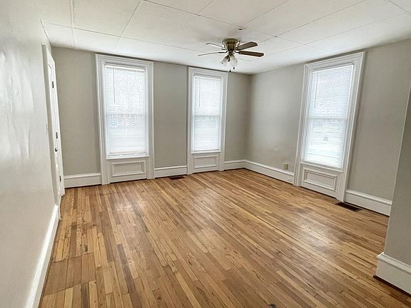 3rd image of 30 Union St #2