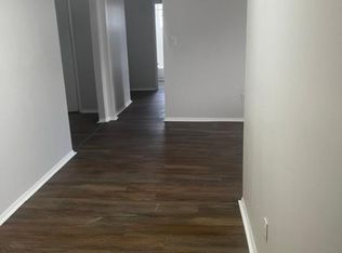 562 Glenwood Ave APT 1, Cincinnati, OH 45229