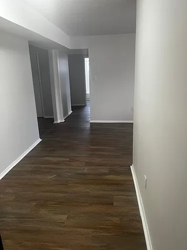 562 Glenwood Ave #1 Photo 1