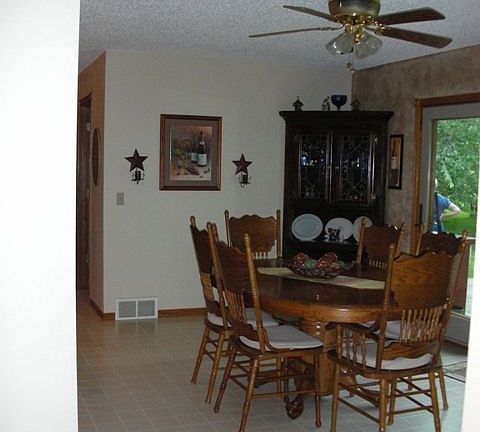 4th image of 201808 Villa Ruhe Ct