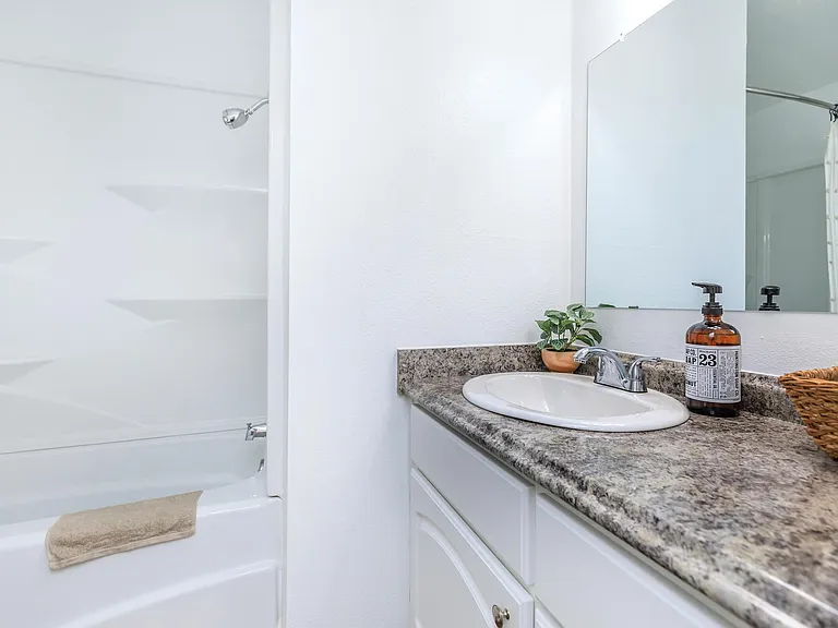 North Creek Apartment Homes — Photo 53