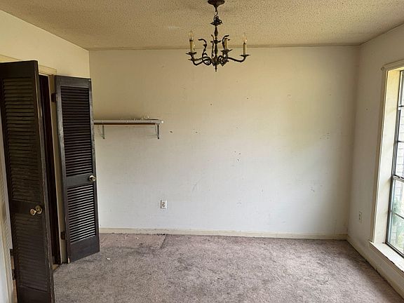 5th image of 7929 Steven Franklin Dr