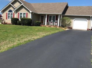 4986 Dripping Springs Rd, Glasgow, KY 42141