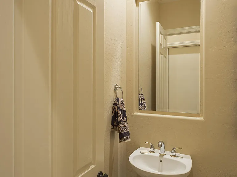 42203 N Caledonia Way — Photo 25