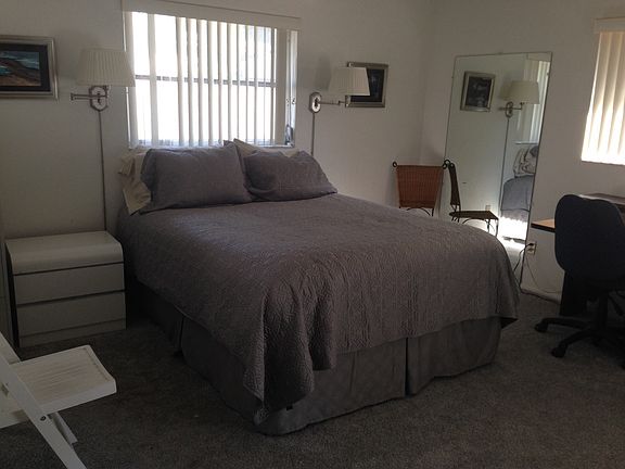 5th image of 710 Tarpon Ave
