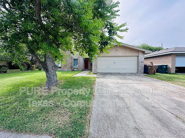 2025 Blue Angel St — Photo 26