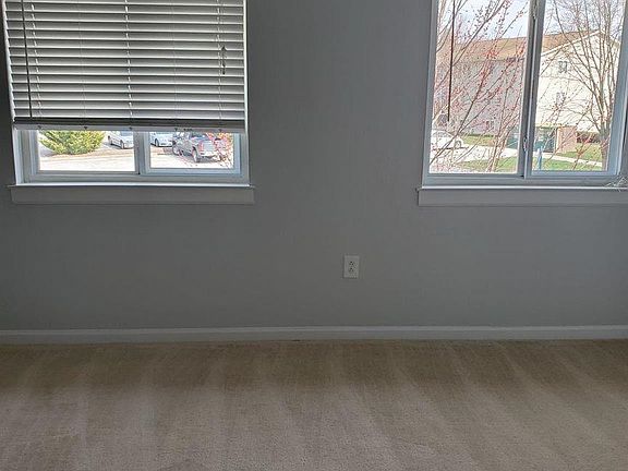 5th image of 1775 Liberty Ln APT 71