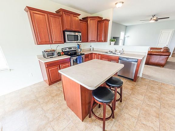 4th image of 12749 Antigua Dr