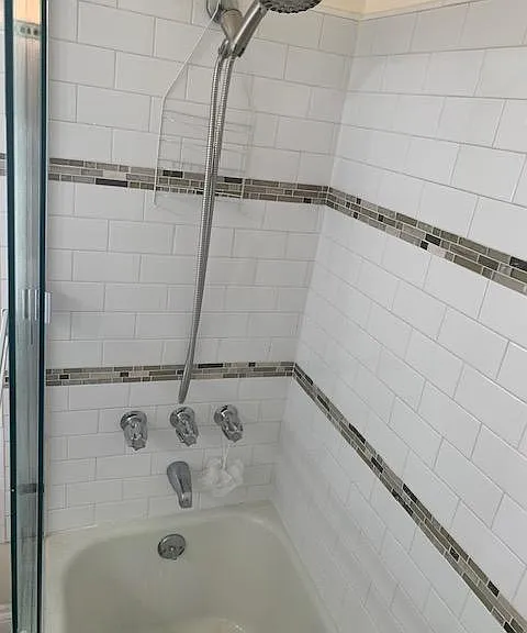 8624 Lilienthal Ave — Photo 18