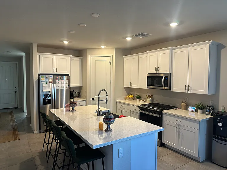 S 71st Dr — Photo 3