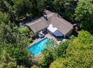 19 Brookside Dr, Falmouth, ME 04105