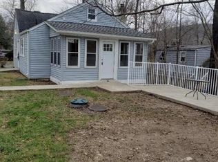 1 Meadow Rd, West Milford, NJ 07480