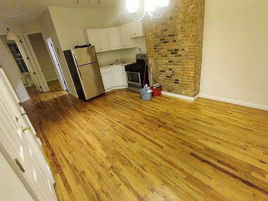 4th image of 515 Lafayette Ave #4